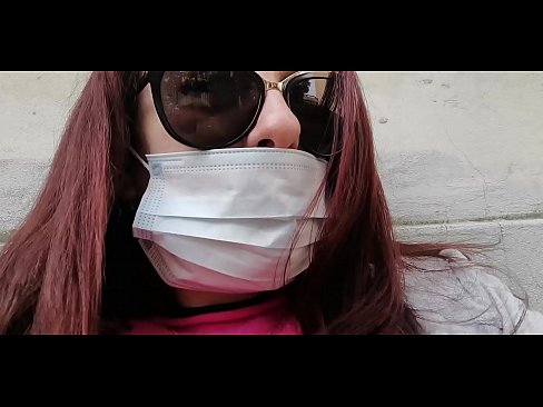 ❤️ Nicoletta o iphetetsa ho moahelani oa hae le pees ka karacheng ea hae (Special Covid19 Italy Quarantine) Porno  ❌️❤